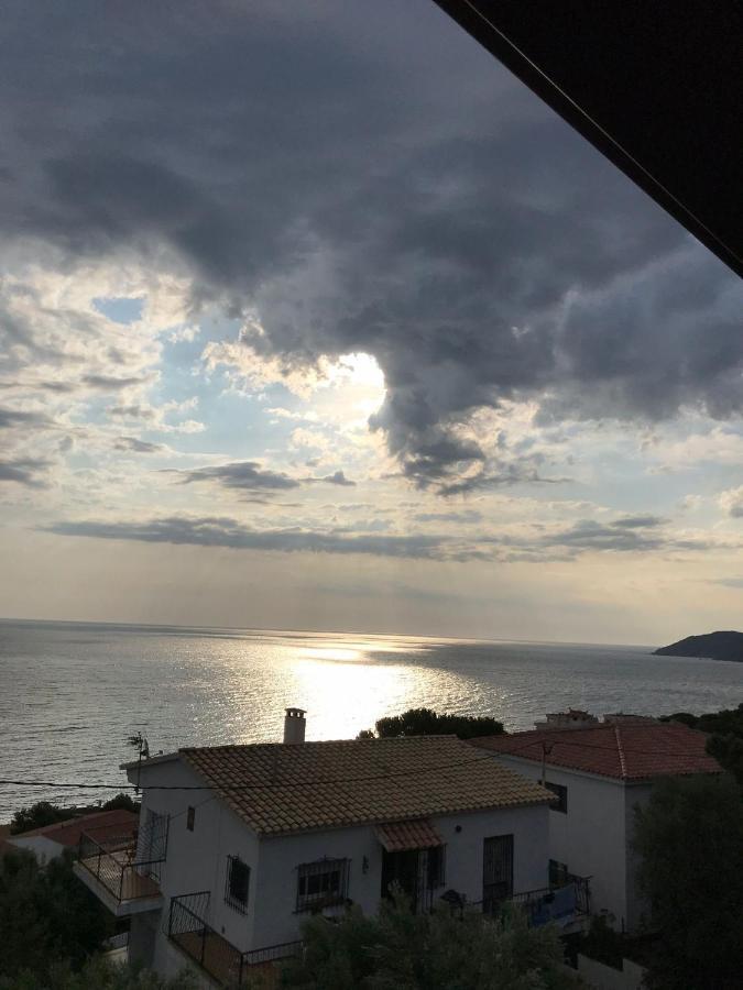 Apartment Sea View Льянсса Экстерьер фото